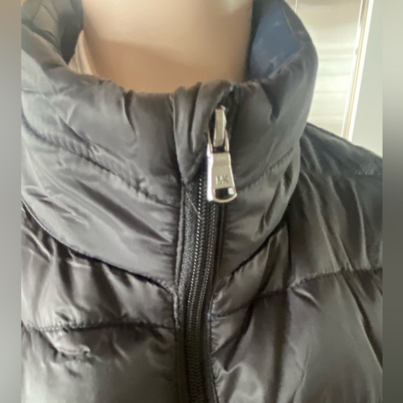 Michael Kors Packable down filled puffer bomber jacket, Mens size medium - Picture 6 of 16